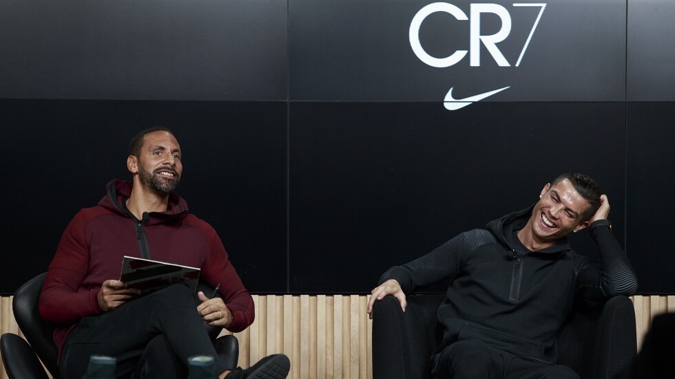 أسطورة مانشستر يونايتد يتوقع من سيفوز بدوري أبطال أوروبا