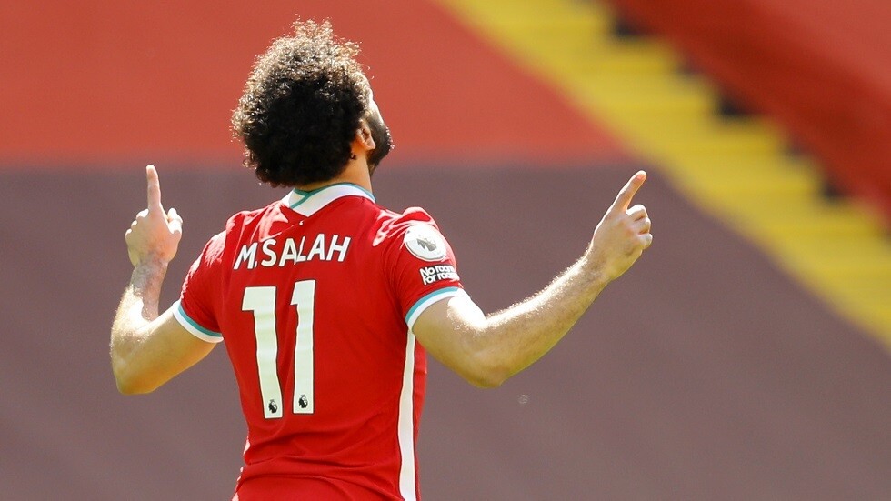 شاهد.. محمد صلاح يتأمل 