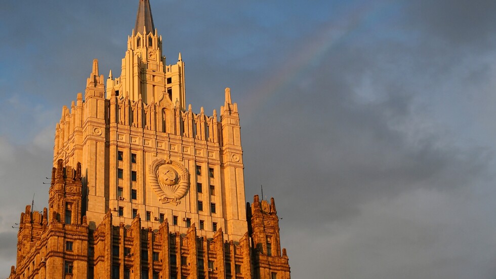 أبرز حلقات مسلسل طرد الدبلوماسيين المتبادل بين روسيا والغرب