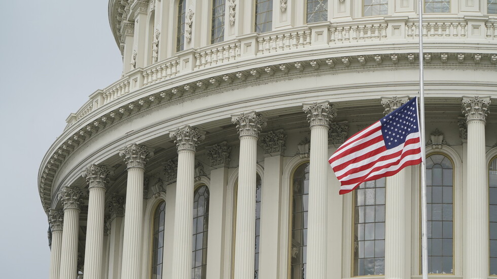 الولايات المتحدة ترسل إمدادات إلى الهند بأكثر من 100 مليون دولار لمواجهة كورونا
