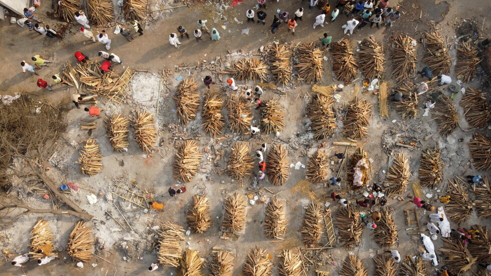 الهند تسجل ارتفاعا قياسيا في عدد إصابات كورونا اليومية والإجمالي يتجاوز 18 مليون إصابة