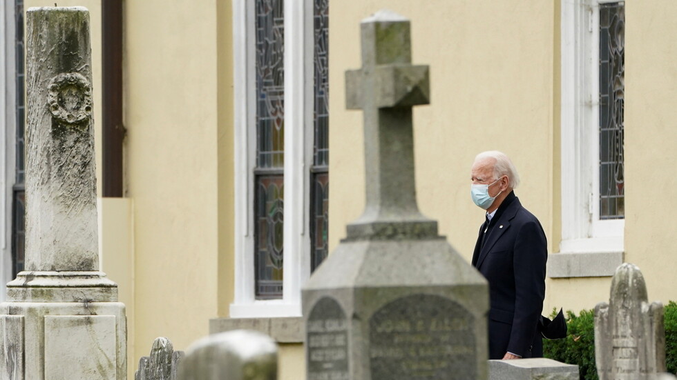 الولايات المتحدة.. حرمان بايدن من المناولة إذا واصل دعمه للإجهاض