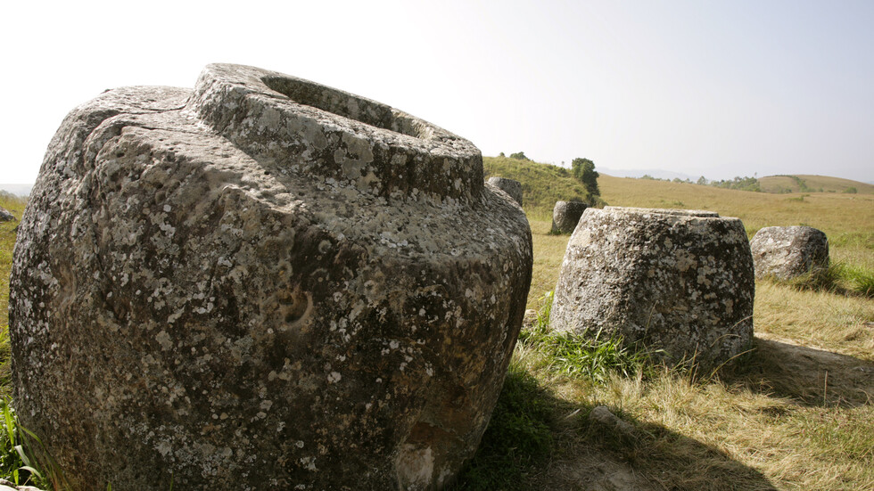 تحليل جديد يكشف أحد أسرار "جرار الموت" الغامضة في لاوس