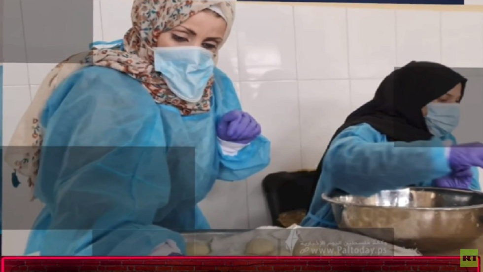 "مطبخ كرموسة".. مشروع يحافظ على نكهة الأمهات ويعيل أسرا فقيرة