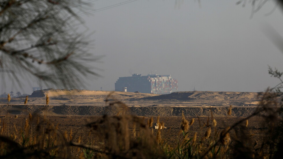 حادثة قناة السويس.. مالك