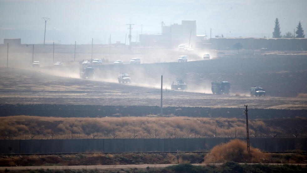 دورية روسية تركية عسكرية فريدة من نوعها شمال شرق سوريا