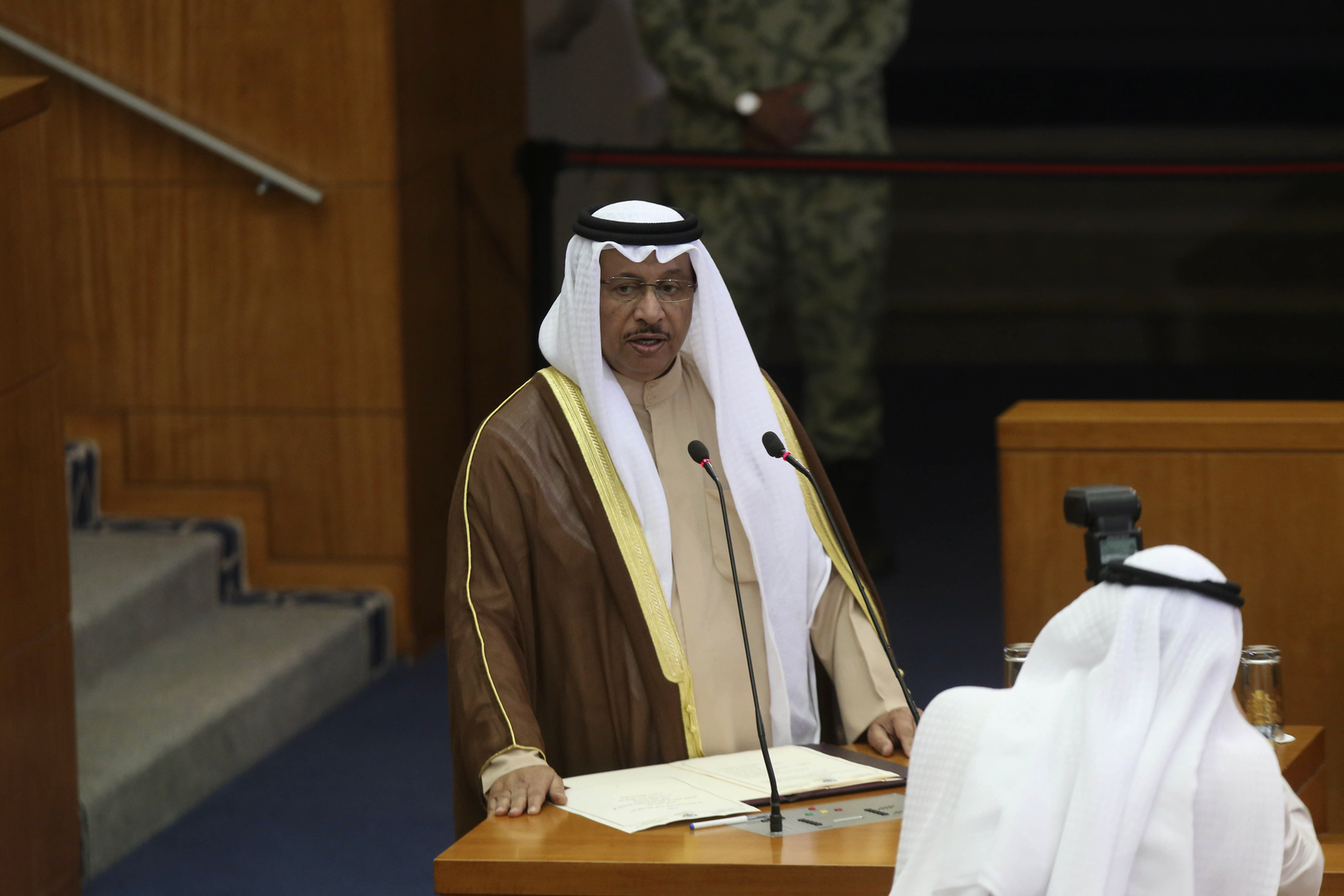 صحيفة: إحالة رئيس الوزراء الكويتي السابق ومسؤولين آخرين إلى محكمة الوزراء
