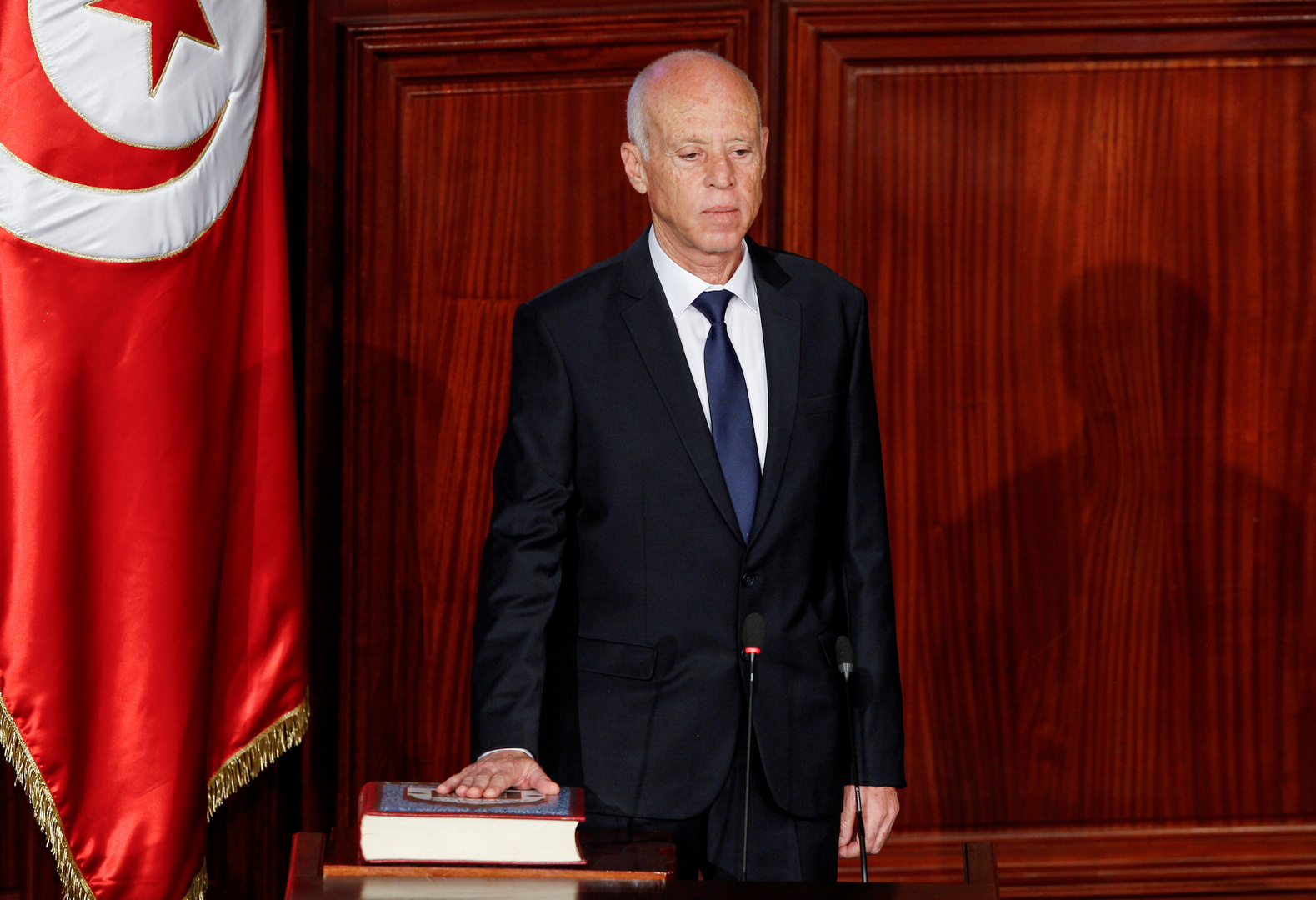 الرئيس التونسي: لا حوار مع اللصوص.. وما أكثر لصوصنا