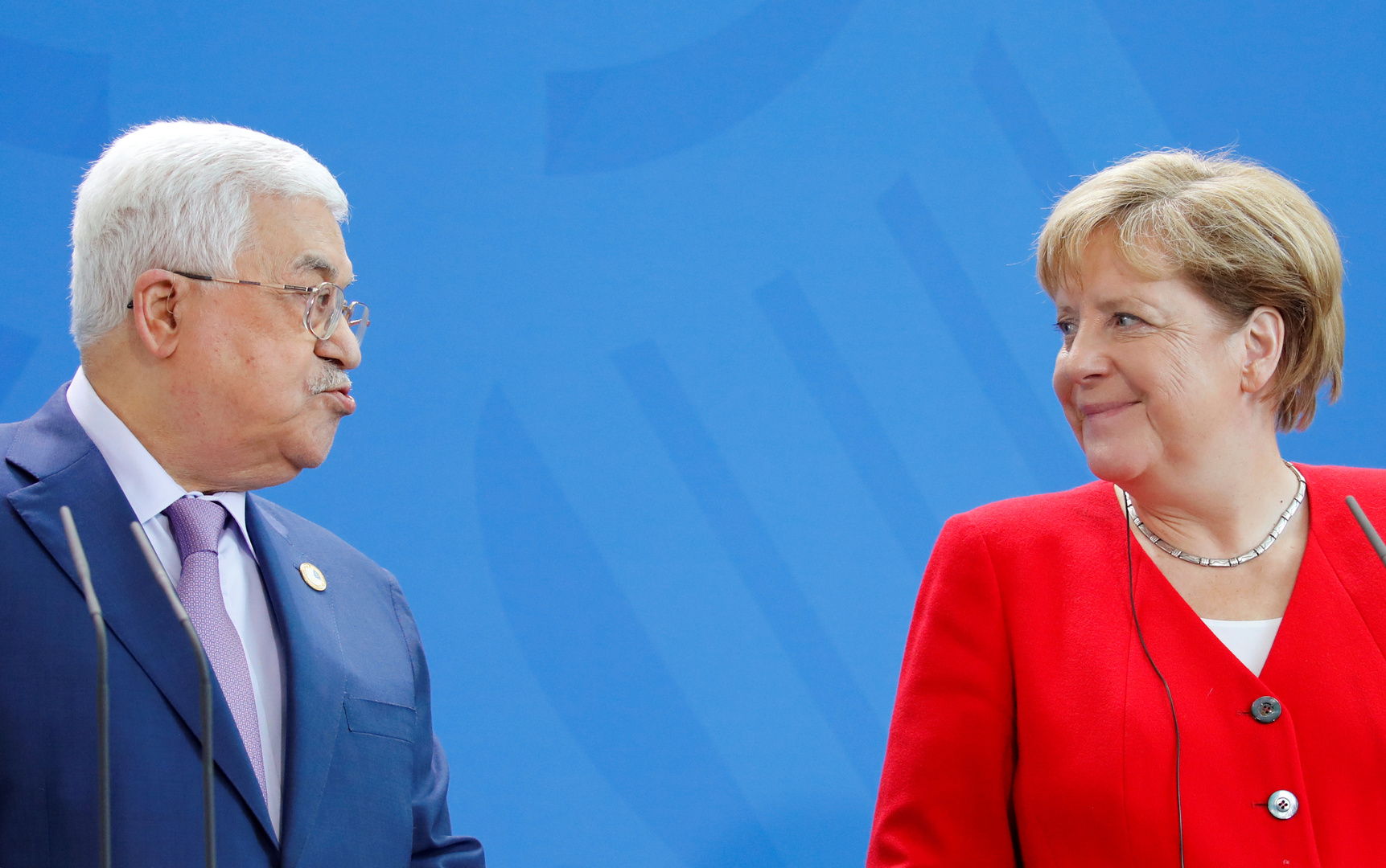 الحكومة الألمانية: ميركل لم تلتق عباس بسبب جدول عملها المزدحم وجائحة كورونا