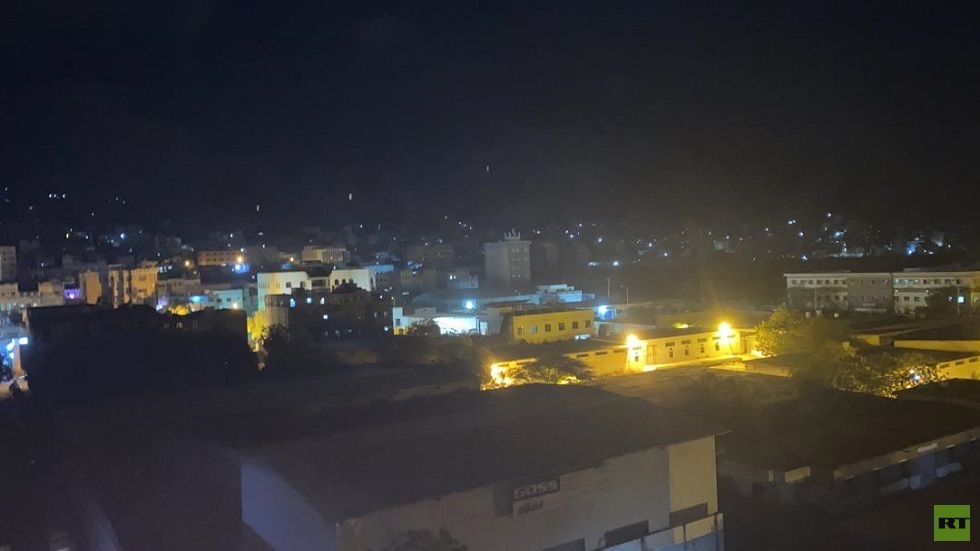 انقطاع تام للكهرباء بمدينة عدن