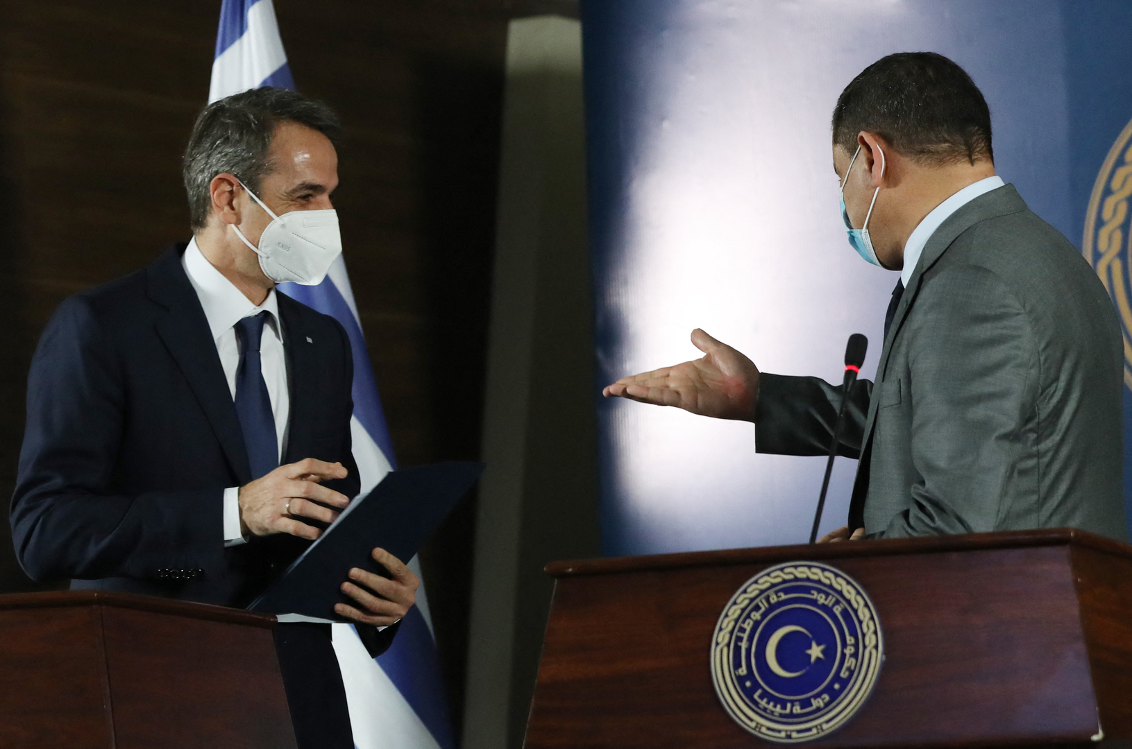 اليونان تعلن عن اتفاق على استئناف محادثات ترسيم حدود المناطق البحرية مع ليبيا فورا