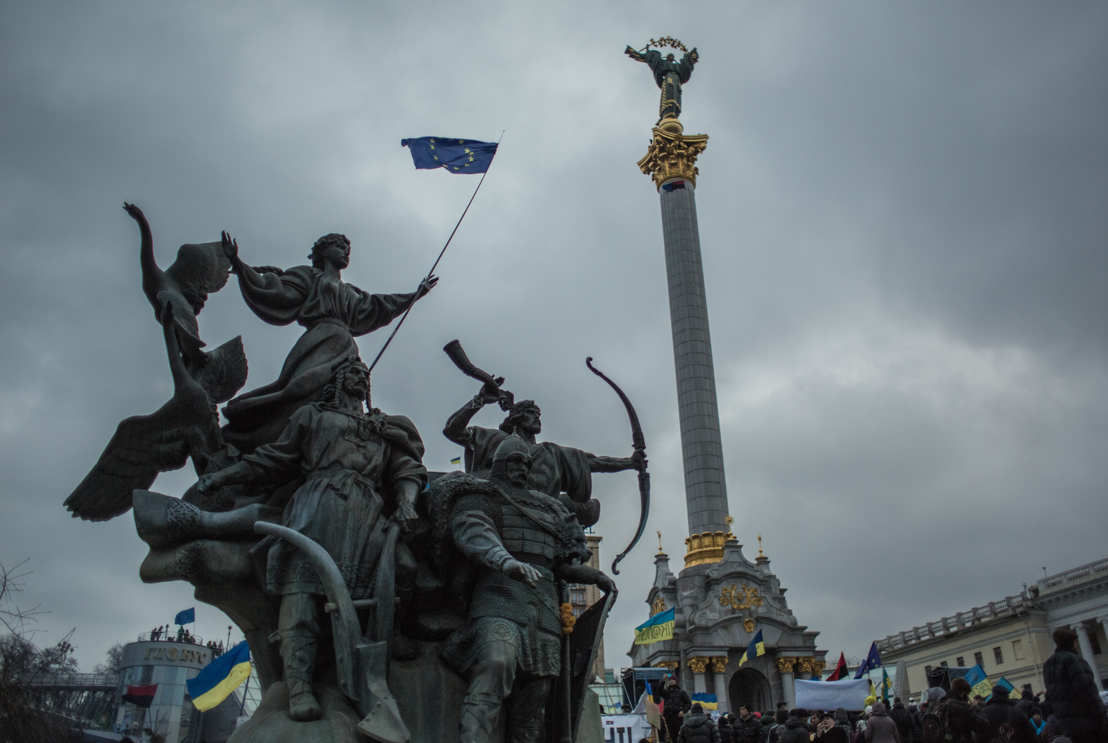 فرنسا ترفض احتمال انضمام أوكرانيا إلى الاتحاد الأوروبي