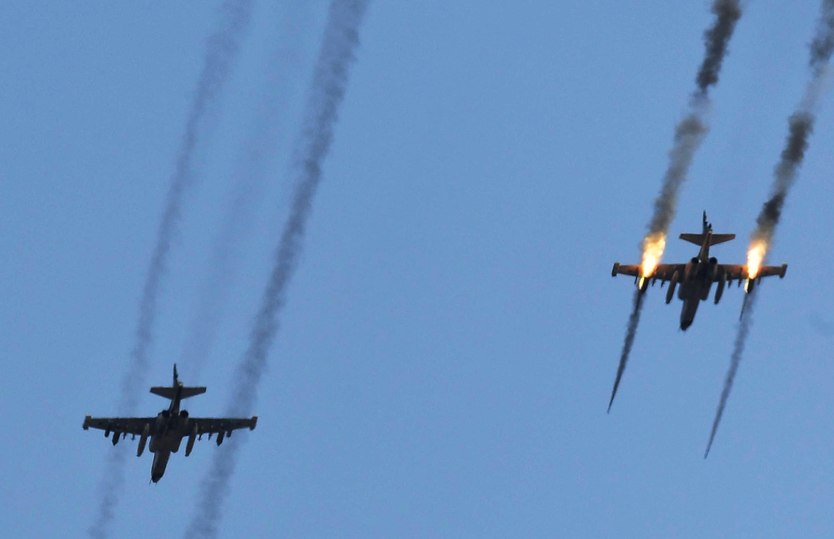 روسيا.. نقل أكثر من 50 طائرة حربية إلى القرم ومقاطعة أستراخان في إطار التدريبات