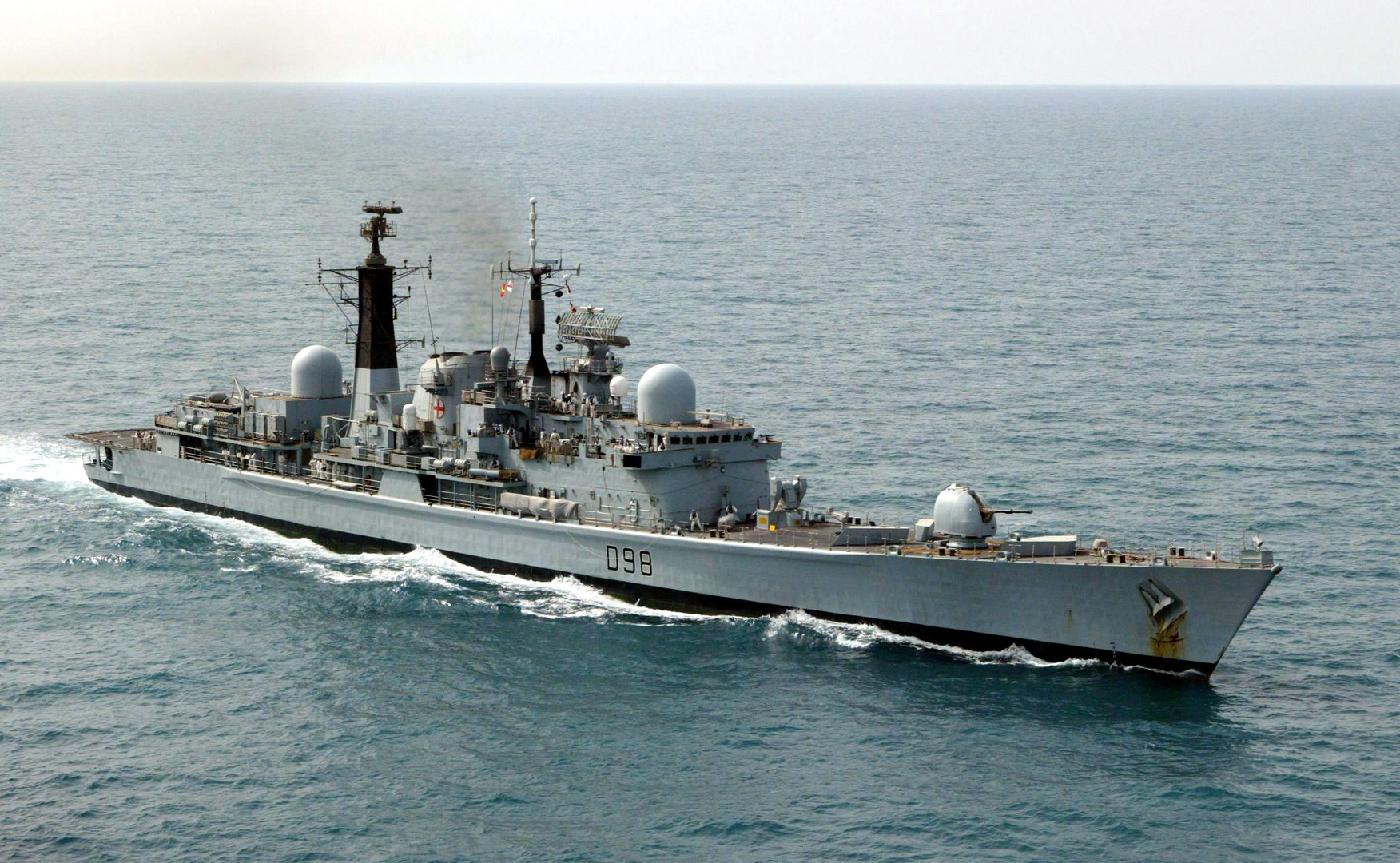 بريطانيا ترسل سفنا حربية للبحر الأسود دعما لأوكرانيا