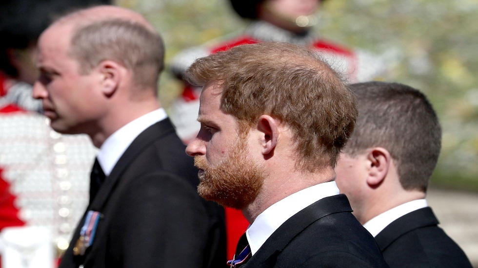 إعلام بريطاني: لقاء الأميرين ويليام و هاري لساعتين بعيدا عن الكاميرات يثير آمال المصالحة