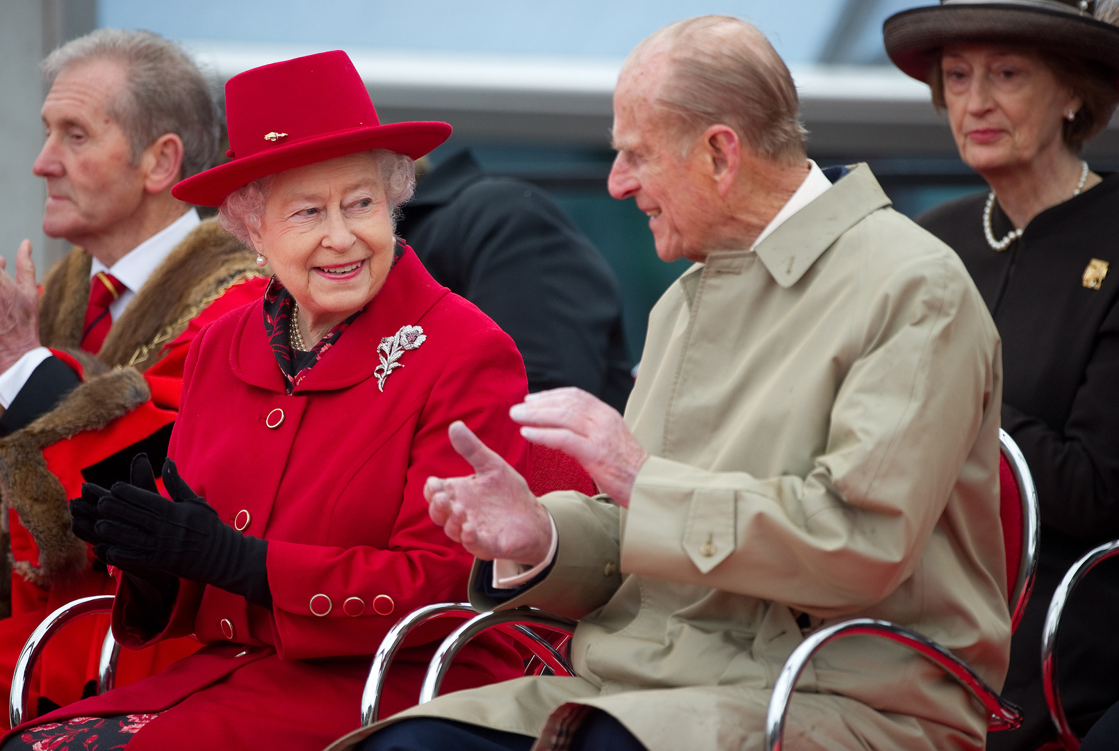 الأمير البريطاني الراحل فيليب والملكة البريطانية إليزابيث