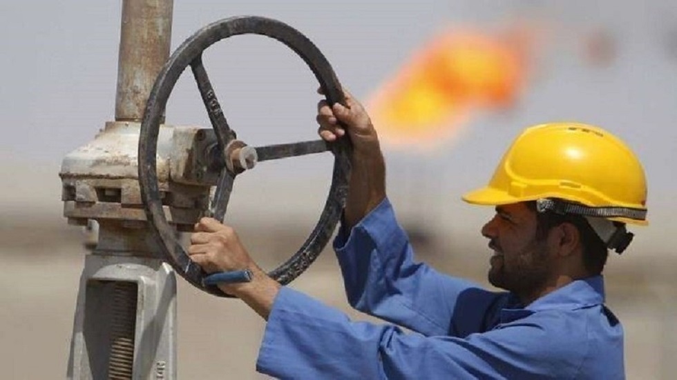 مناطق وجود النفط: حقل حمزة وشرق الصفاوي والسرحان ورم