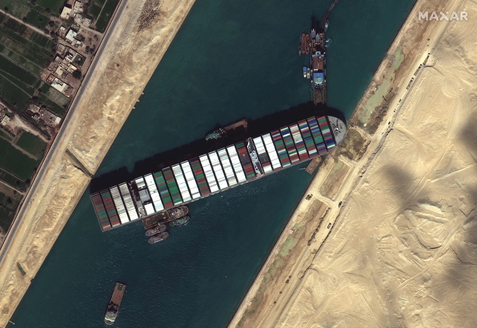 قناة السويس تعلن تطورات المفاوضات مع السفينة البنمية