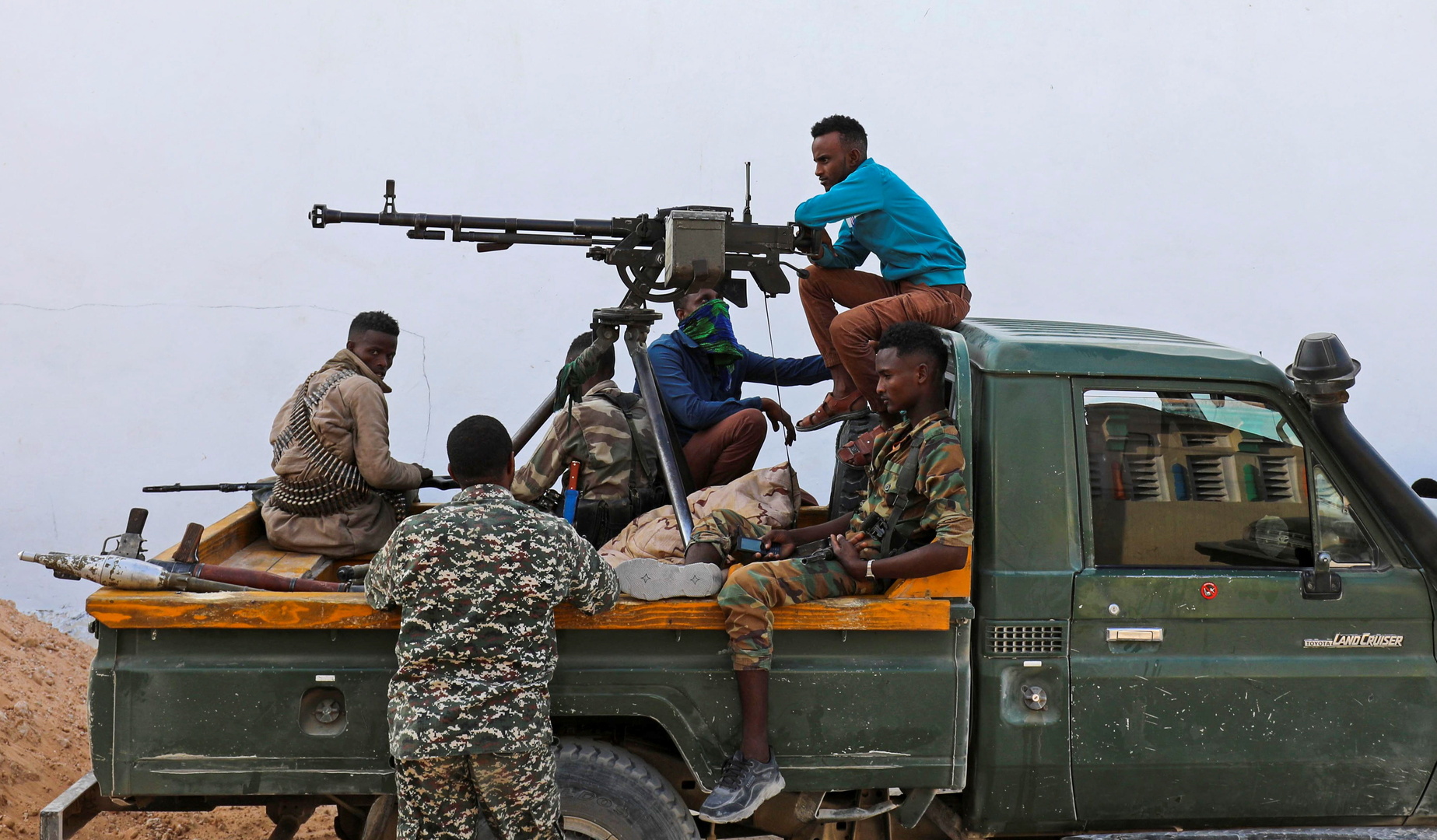 الصومال.. نزوح كبير للمدنيين من العاصمة وسط مخاوف من تجدد الاشتباكات
