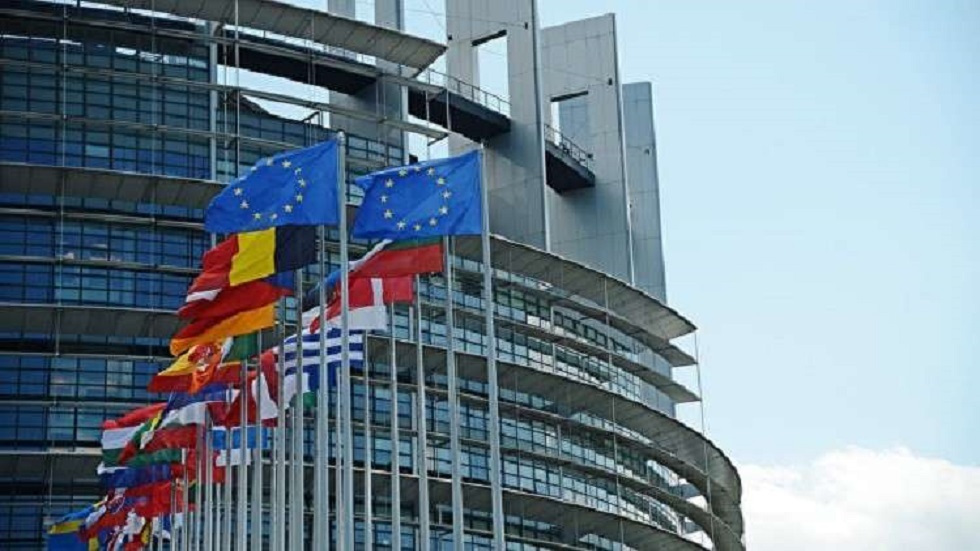 البرلمان الأوروبي يلزم المنصات الإلكترونية بحذف المحتويات 