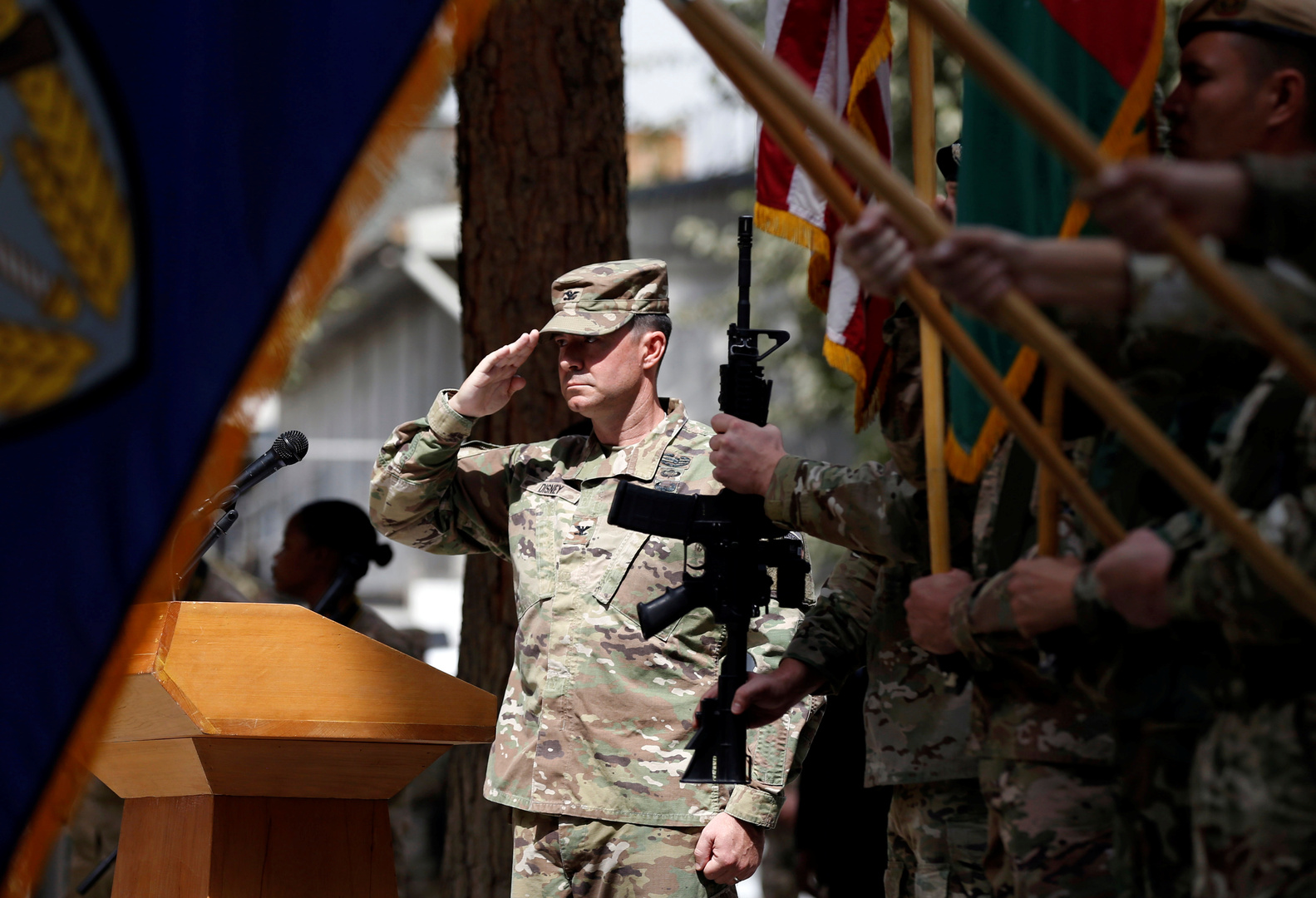 وسائل إعلام: الناتو باشر بسحب قواته من أفغانستان