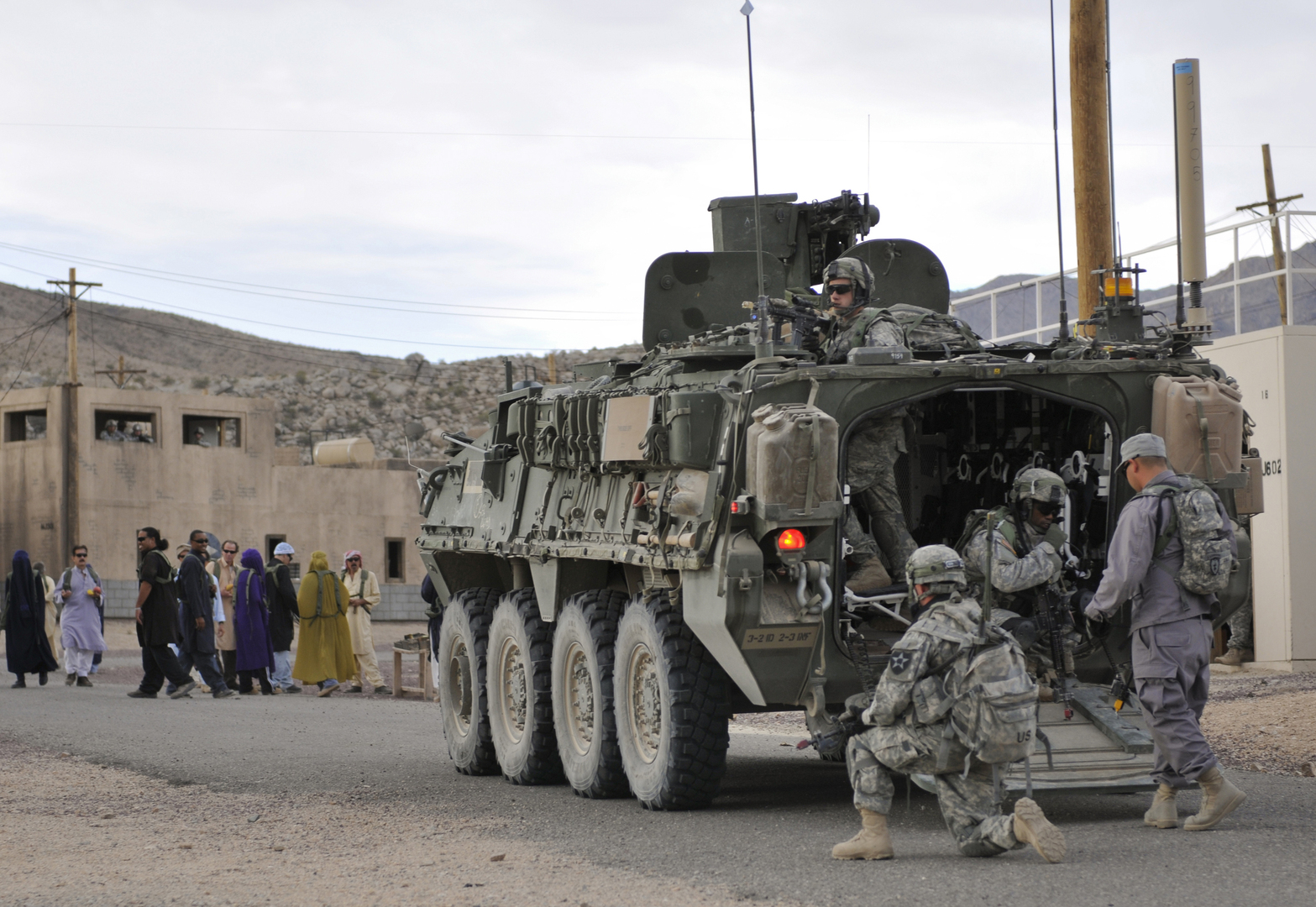 الولايات المتحدة تؤكد بدء انسحاب قواتها من أفغانستان وتحذر 