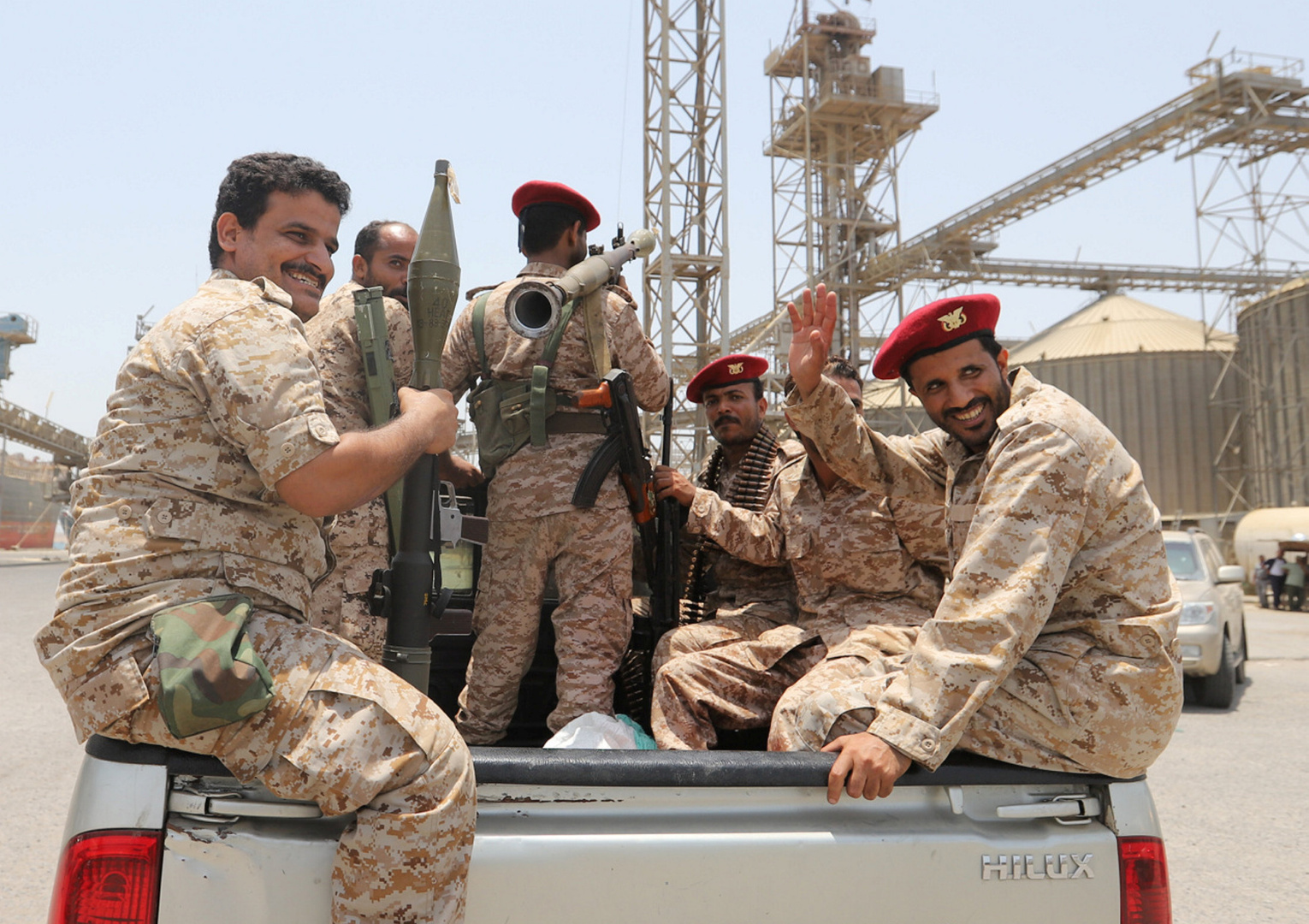الأمم المتحدة تدعو أطراف النزاع في اليمن لإزالة الذخائر غير المنفجرة من الحديدة