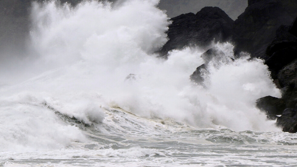 زلزال قوي يضرب سواحل اليابان قرب محطة فوكوشيما النووية