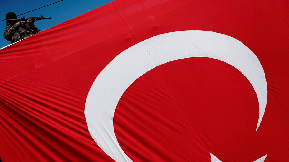 تركيا تعلن اعتقال قيادي أجنبي في "داعش" كان على صلة بالبغدادي