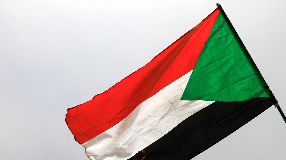 وفد من الكونغرس الأمريكي يصل الخرطوم في زيارة رسمية