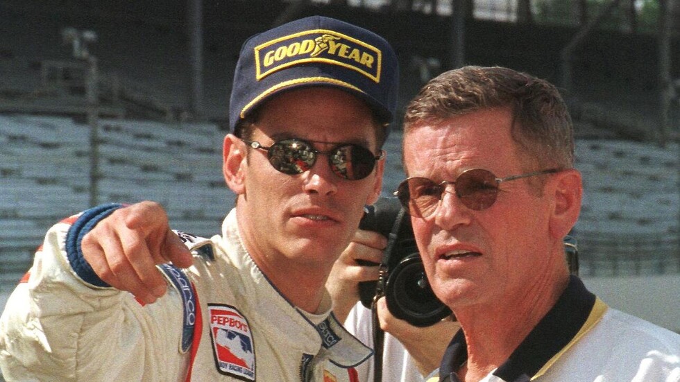 وفاة أسطورة إندي 500 بوبي أنسر عن 87 عاما