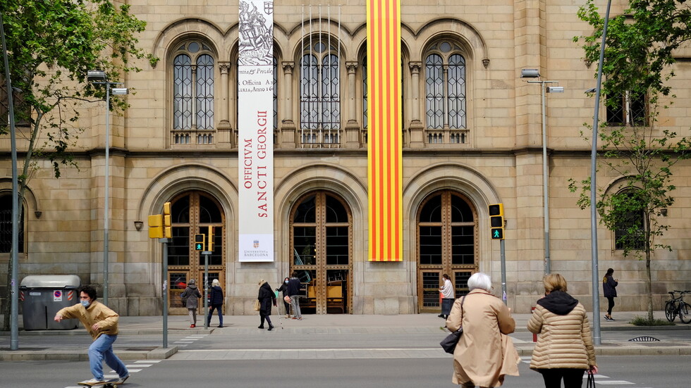 إسبانيا تسجل 11 إصابة بسلالة كورونا الهندية