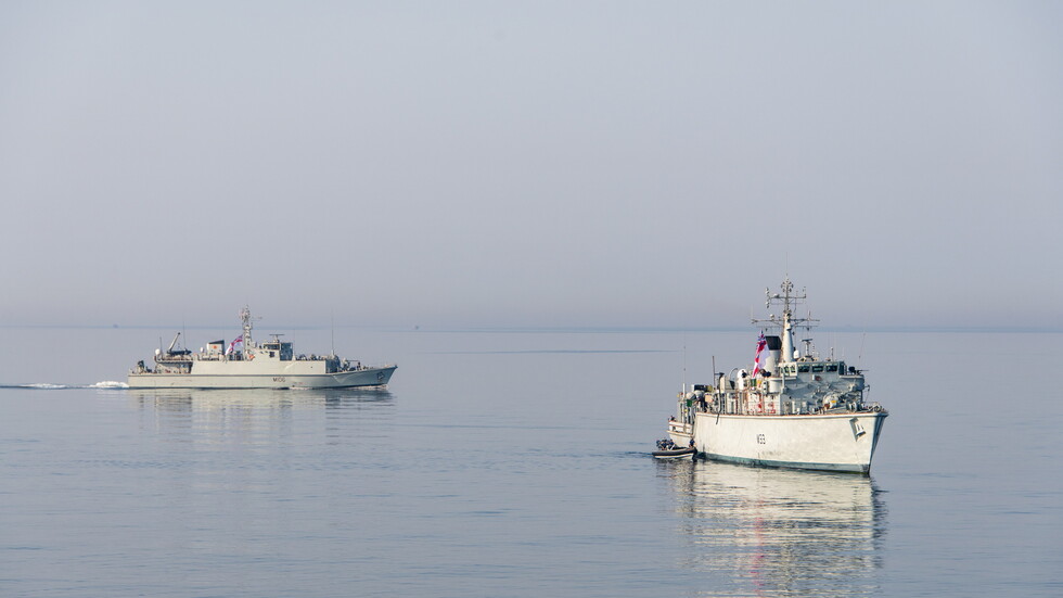 بوادر مواجهة فرنسية بريطانية بسبب خلاف على الصيد..لندن ترسل سفينتين حربيتين إلى ميناء جيرسي