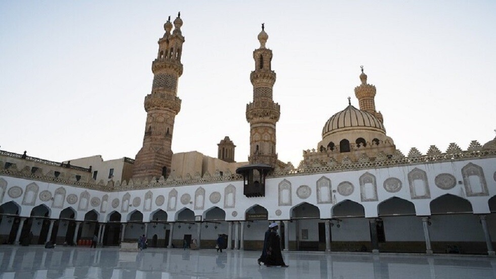 الجندي: من يزعمون رؤية الجن وإخراجه من أجساد البشر نصابون