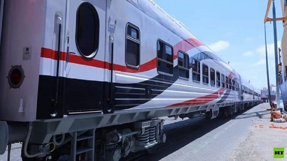 مصر.. خروج عربة قطار عن القضبان بالعياط دون وقوع إصابات (صور + فيديو)