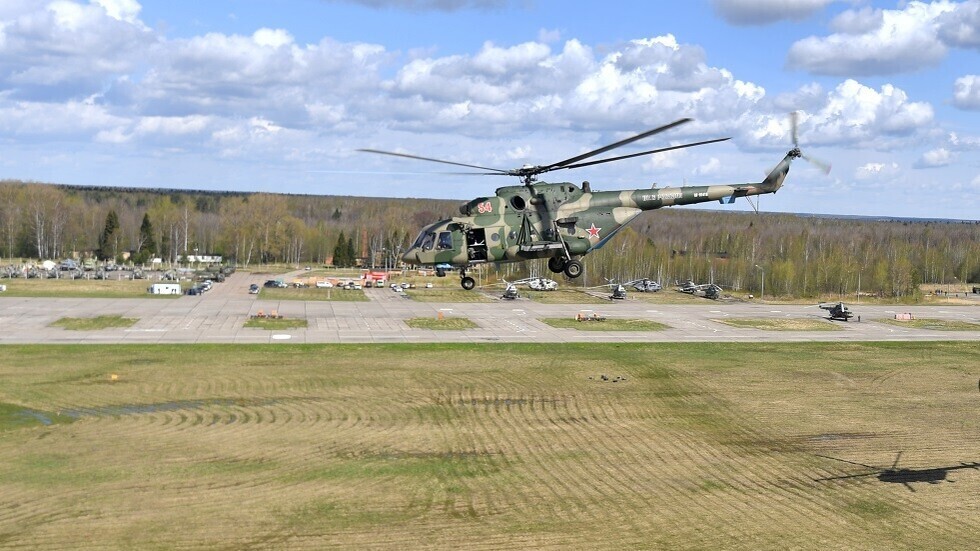 الطوارئ الروسية تعلن العثور على حطام مروحية Mi-2 سقطت شرقي البلاد