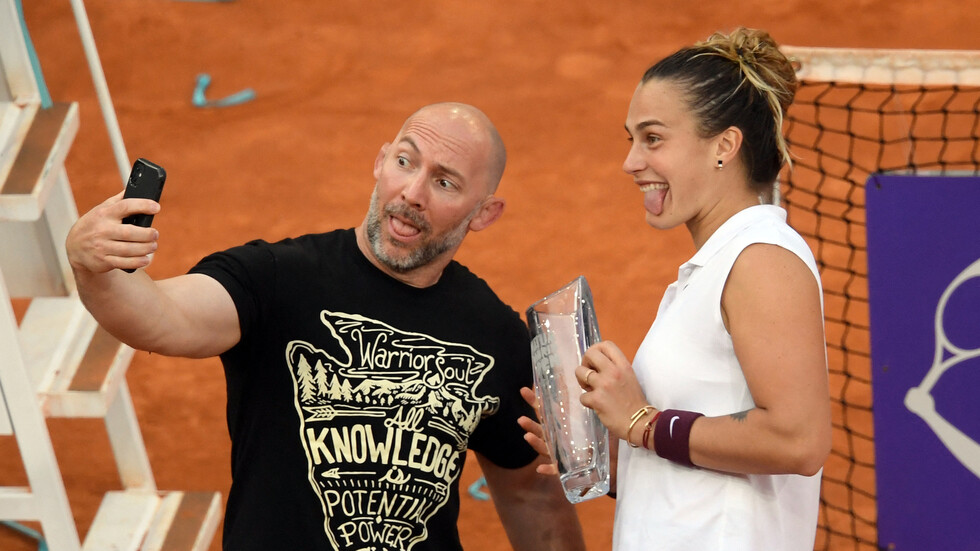 سابالينكا تفاجئ المصنفة الأولى وتحقق لقب دورة مدريد