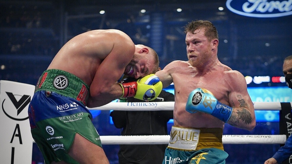 شاهد.. الأشعة السينية تظهر ما حدث لجمجمة ملاكم بعد نزال على حزام بطل العالم!