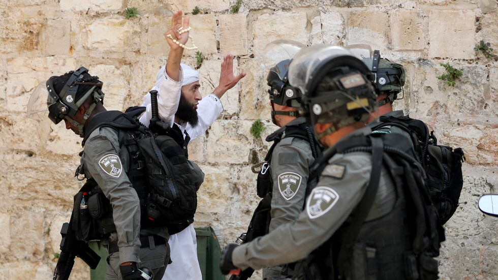 إسرائيل تستدعي 5 آلاف عنصر احتياط  ووزير الدفاع يوعز بمواصلة  قصف غزة