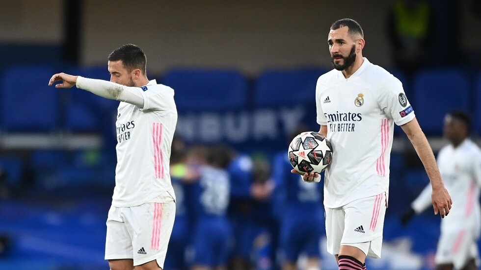 مدرب منتخب فرنسا يعلق على إمكانية استدعاء كريم بنزيما