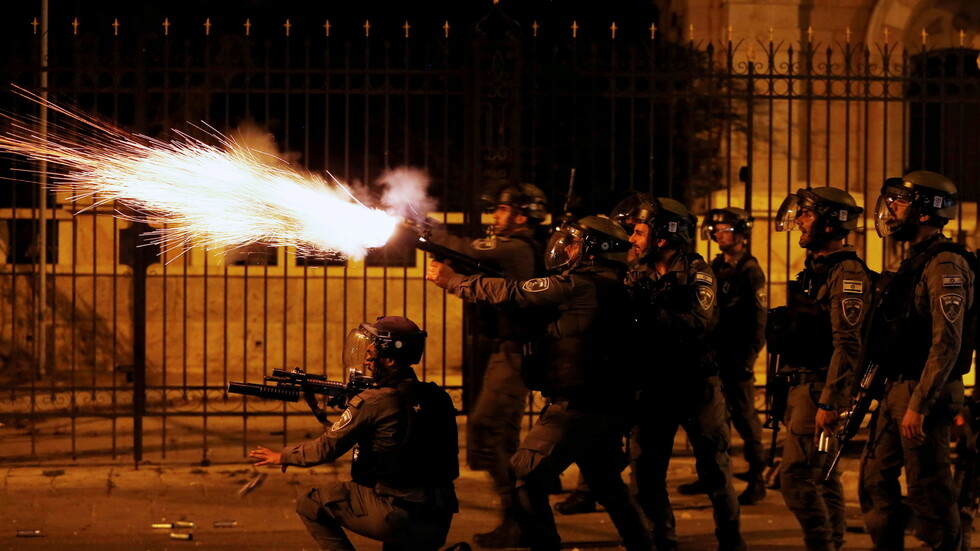 مراسلتنا: الجيش الإسرائيلي يشن حملة اعتقالات لعناصر 