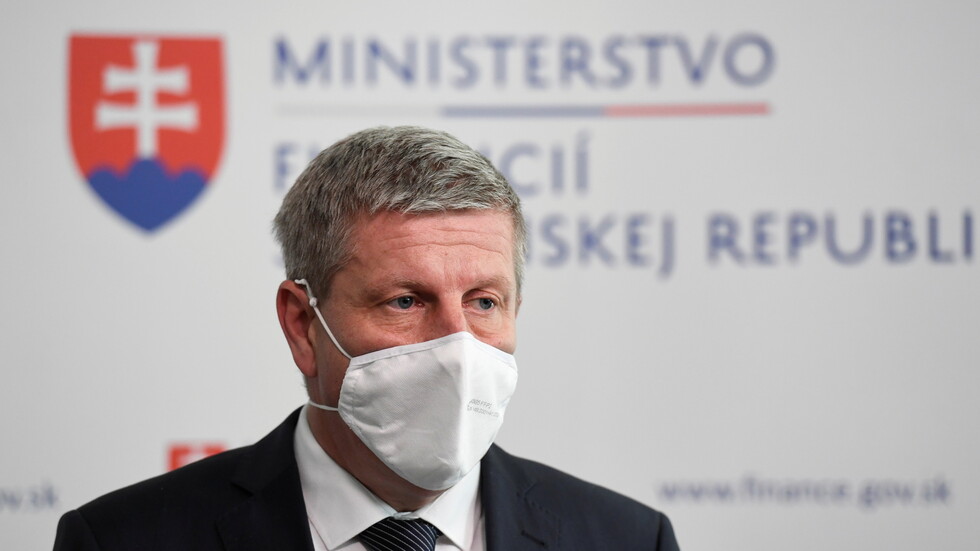 سلوفاكيا تبدأ في استخدام لقاح 