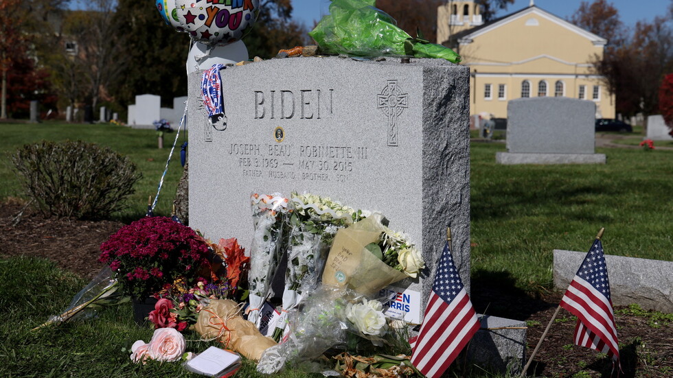 بايدن يعتبر أن ابنه المتوفي كان ينبغي أن يصبح رئيسا للولايات المتحدة