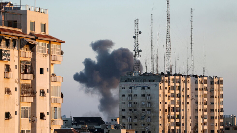غارات إسرائيلية جديدة على منطقة جباليا في قطاع غزة (صور)