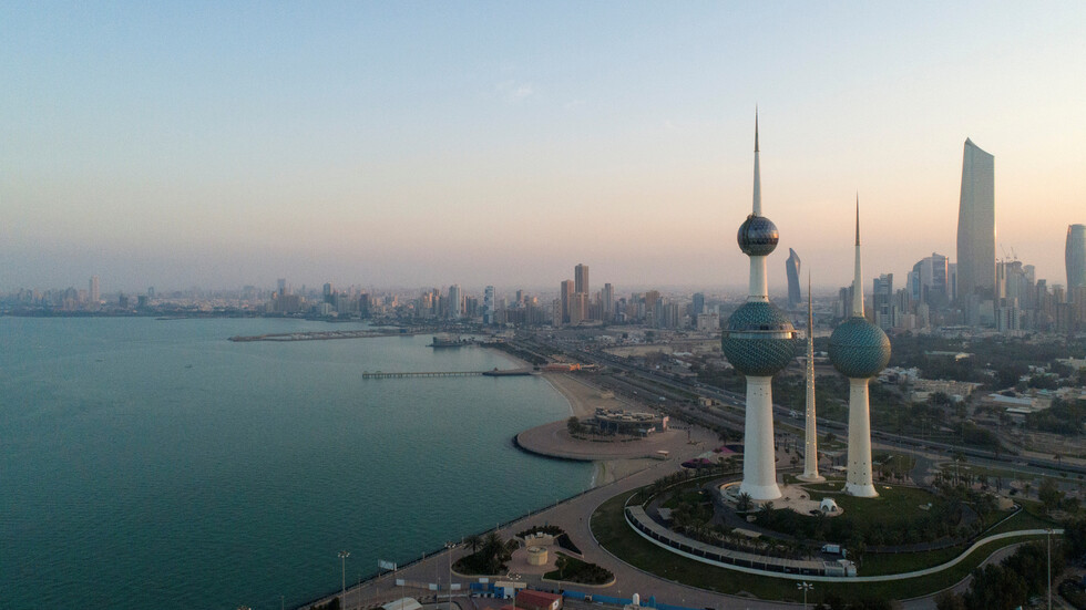 الكويت تنفي إدراج عدد من مواطنيها ومؤسساتها على قائمة العقوبات الأمريكية