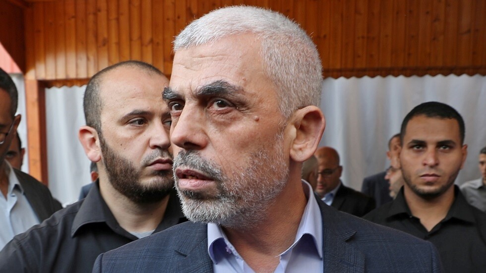 الطائرات الحربية الإسرائيلية تستهدف منزل رئيس حركة "حماس" في غزة