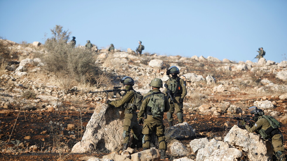 الصحة الفلسطينية: مقتل مواطنين فلسطينيين متأثرين بجروح أصيبوا بها في الخليل ونابلس