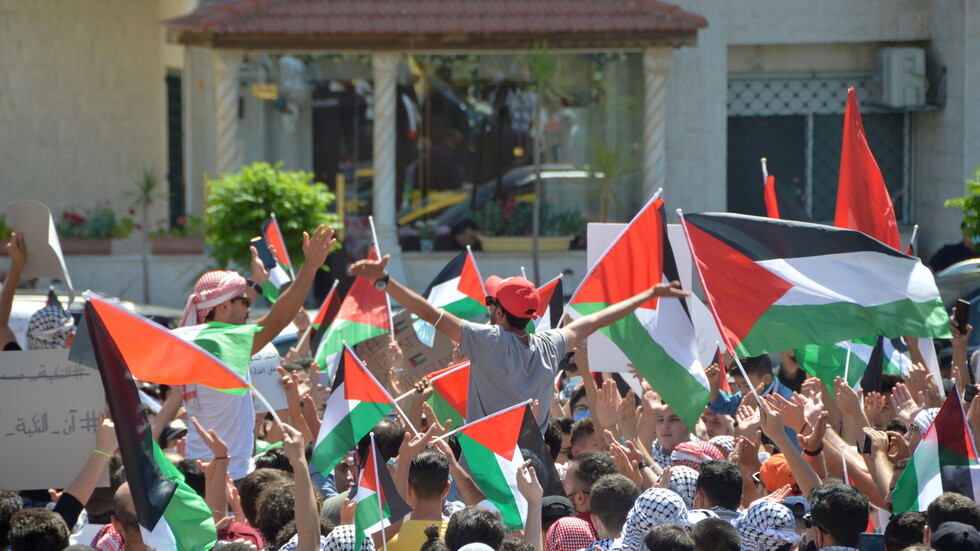 الشرطة الإسرائيلية: شخصان مسلحان بالسكاكين يتسللان عبر الحدود مع الأردن