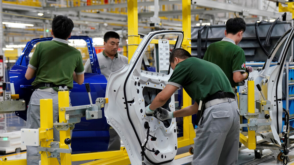 الاقتصاد الصيني يتعرض لضعوطات جديدة