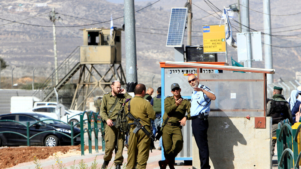 الجيش الإسرائيلي: تحييد فلسطيني حاول تنفيذ عملية دهس جنود على حاجز في نابلس